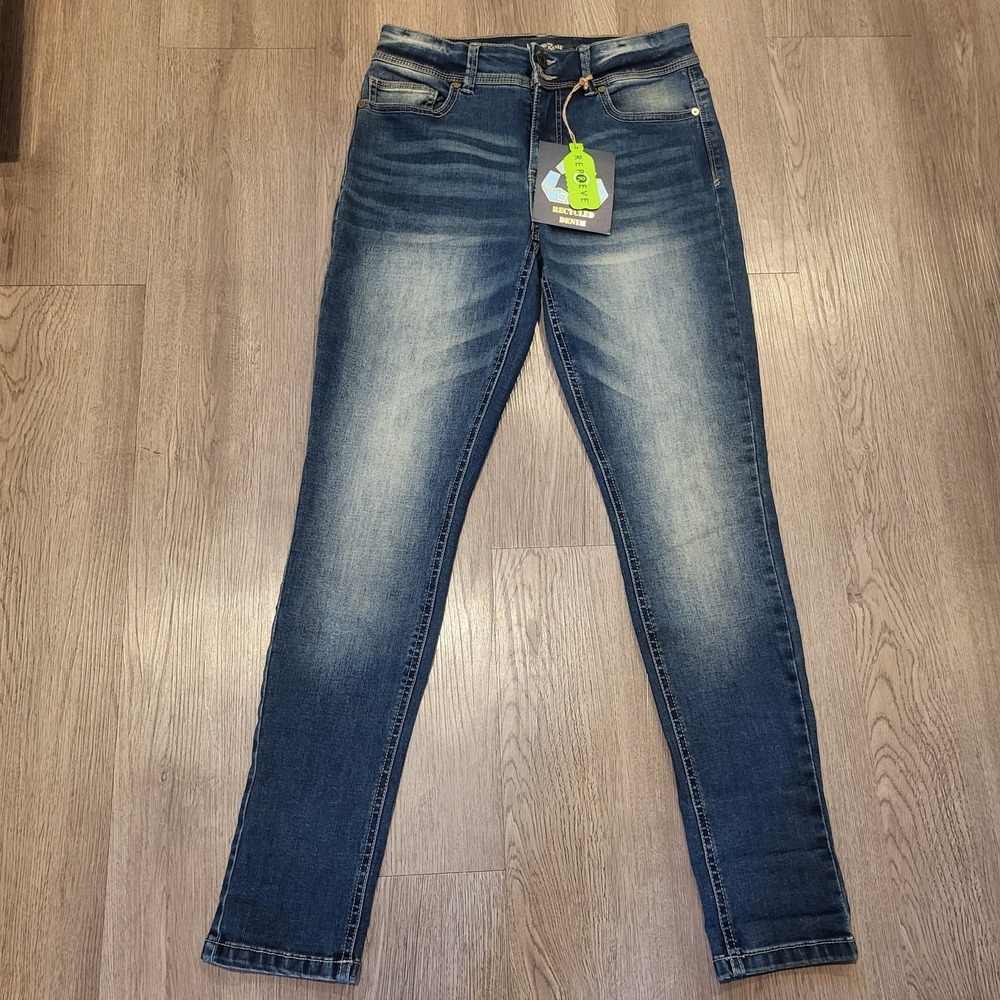 Indigo Rein Women's Size 9 Ankle Midrise Medium Blue Jeans New w/ Tag